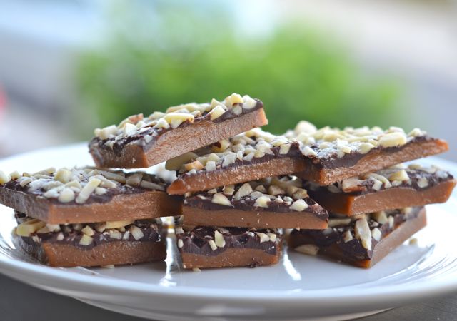 Chocolate Almond Butter Toffee Crunch1